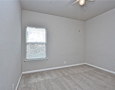 4018 Cargill Dr - Photo Thumbnail 11