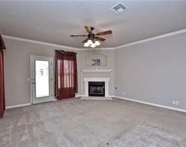 4018 Cargill Dr - Photo Thumbnail 6