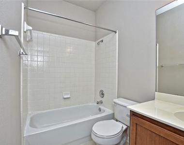 4018 Cargill Dr - Photo Thumbnail 9