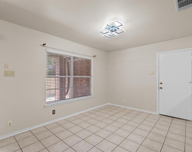 201 Covala Dr - Photo Thumbnail 10