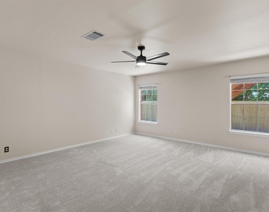 201 Covala Dr - Photo Thumbnail 17