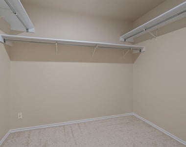 201 Covala Dr - Photo Thumbnail 33