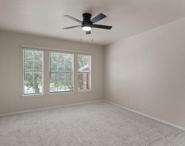201 Covala Dr - Photo Thumbnail 32