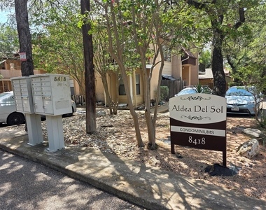 8418 Fathom Cir - Photo Thumbnail 1