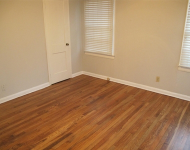 7 Scott Cres - Photo Thumbnail 8