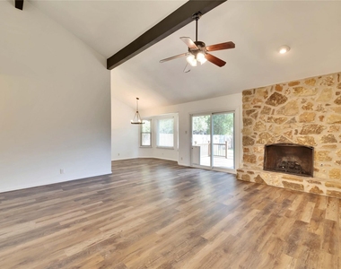 3411 Monument Dr - Photo Thumbnail 1