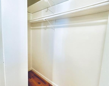 808 Winflo Ave - Photo Thumbnail 5