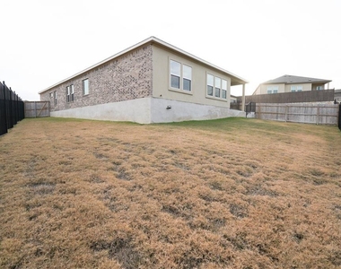 933 Wildrye Ct - Photo Thumbnail 20