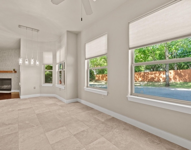 2216 Thornton Rd - Photo Thumbnail 10