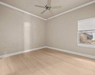 2216 Thornton Rd - Photo Thumbnail 19