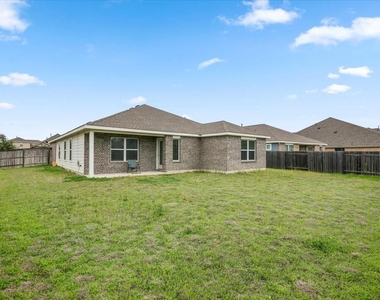 11817 Emerald Springs Ln - Photo Thumbnail 23