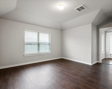 11817 Emerald Springs Ln - Photo Thumbnail 16