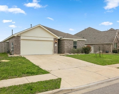 11817 Emerald Springs Ln - Photo Thumbnail 1