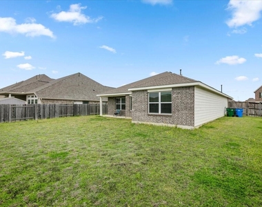11817 Emerald Springs Ln - Photo Thumbnail 25