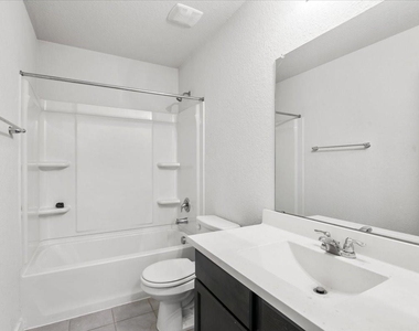 11817 Emerald Springs Ln - Photo Thumbnail 13