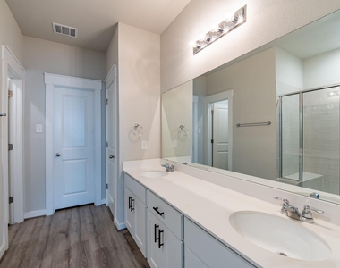 147a Waterside Rd - Photo Thumbnail 12