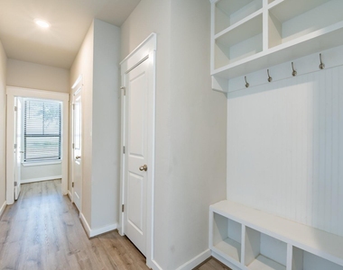 147a Waterside Rd - Photo Thumbnail 3