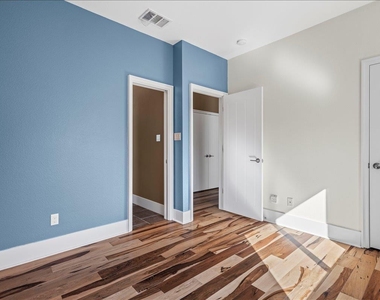 1601 Houston St - Photo Thumbnail 15