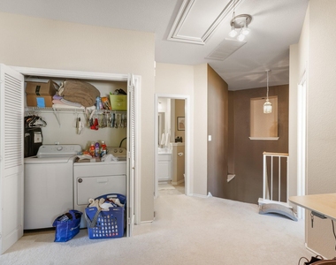 1900 Scofield Ridge Pkwy - Photo Thumbnail 16