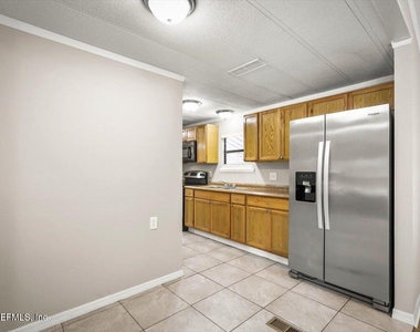 1642 Hammond Boulevard - Photo Thumbnail 11