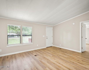 1642 Hammond Boulevard - Photo Thumbnail 4