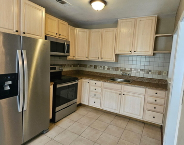 1164 Maynard Street - Photo Thumbnail 3