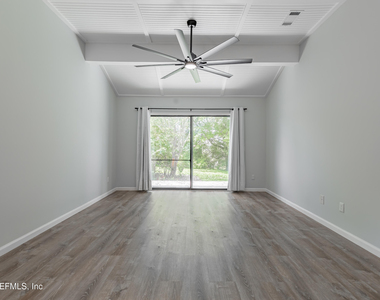 8118 Baymeadows Circle - Photo Thumbnail 15