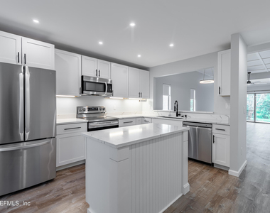 8118 Baymeadows Circle - Photo Thumbnail 3