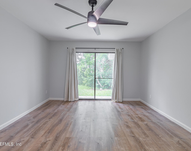 8118 Baymeadows Circle - Photo Thumbnail 22