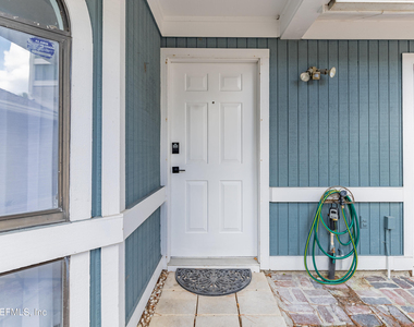 8118 Baymeadows Circle - Photo Thumbnail 31