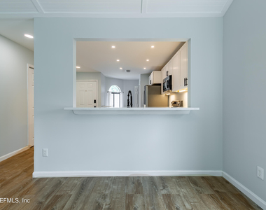 8118 Baymeadows Circle - Photo Thumbnail 9