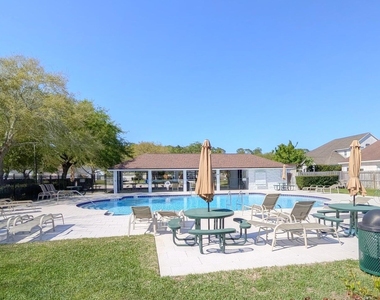 12985 Harborton Drive - Photo Thumbnail 33