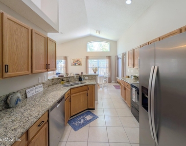 12985 Harborton Drive - Photo Thumbnail 9