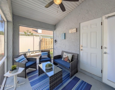 12985 Harborton Drive - Photo Thumbnail 23