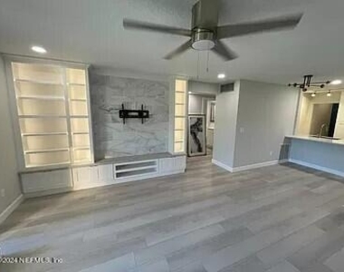 600 Domenico Circle - Photo Thumbnail 14