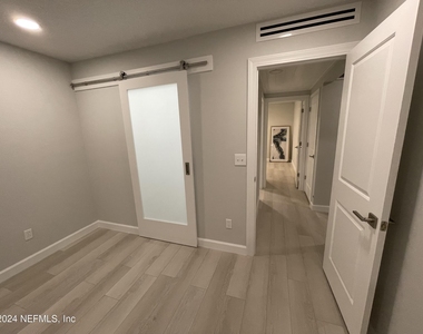 600 Domenico Circle - Photo Thumbnail 8