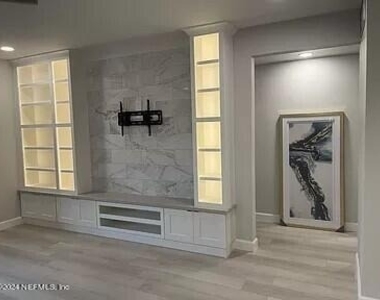 600 Domenico Circle - Photo Thumbnail 11