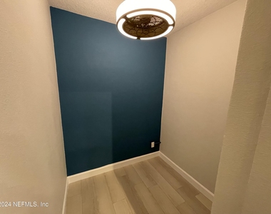 600 Domenico Circle - Photo Thumbnail 10
