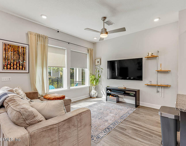11475 Surfline Court - Photo Thumbnail 6