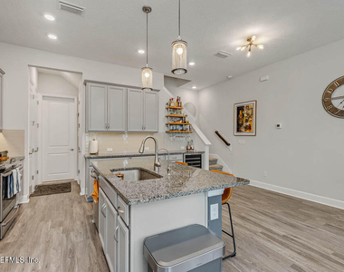 11475 Surfline Court - Photo Thumbnail 12