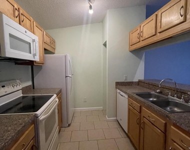 3270 Ricky Drive - Photo Thumbnail 14