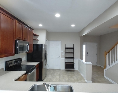 11225 Campfield Circle - Photo Thumbnail 7