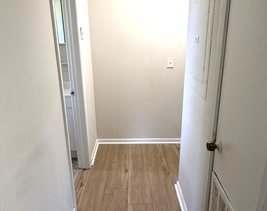4705 Herta Road - Photo Thumbnail 7