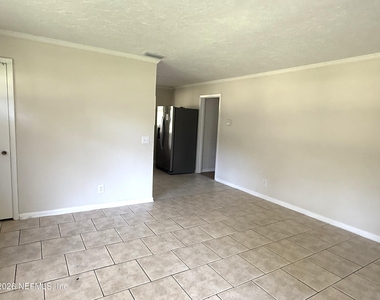 4705 Herta Road - Photo Thumbnail 2