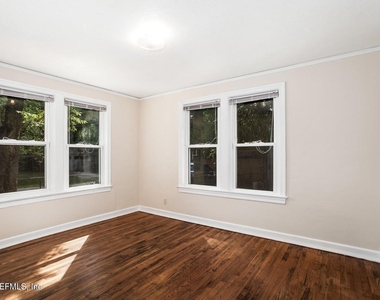 4808 Royal Avenue - Photo Thumbnail 8