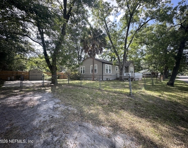 4808 Royal Avenue - Photo Thumbnail 15