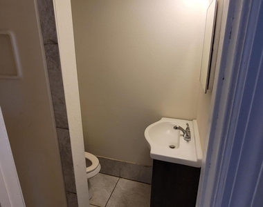 1648 E 16th Street - Photo Thumbnail 8