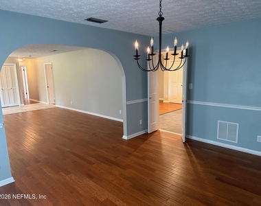 2374 Stafford Drive - Photo Thumbnail 14