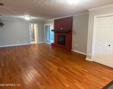 2374 Stafford Drive - Photo Thumbnail 17