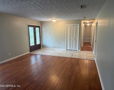 2374 Stafford Drive - Photo Thumbnail 9